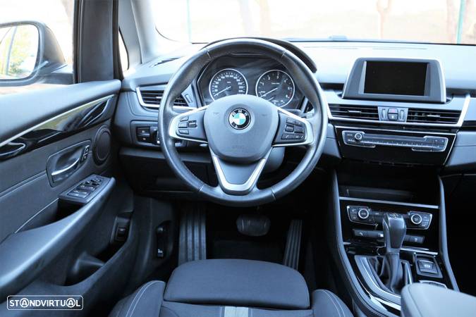 BMW 216 Active Tourer d Line Sport Auto - 40