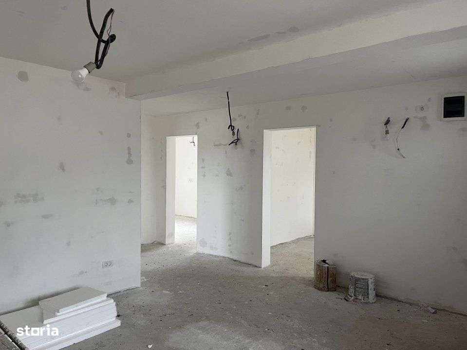 Oportunitate! Casa la sol, 3 camere, posibilitate mansardare, Valu lui - Imagine principală: 4/9