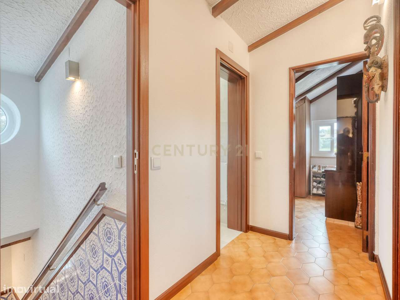 Magnífica Moradia T6 com Piscina, Garagem e Vista Desafogada em Sesimb-32