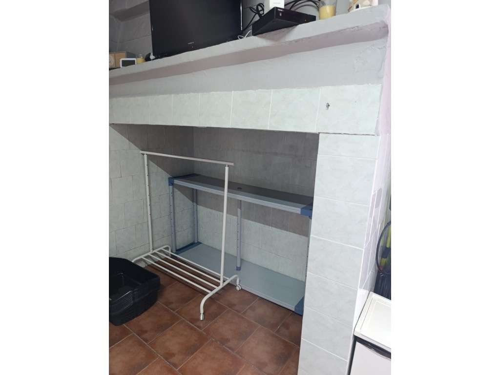 Moradia T2 com Quintal - No Centro da Localidade - Ótima Oportunida... - Grande imagem: 5/19