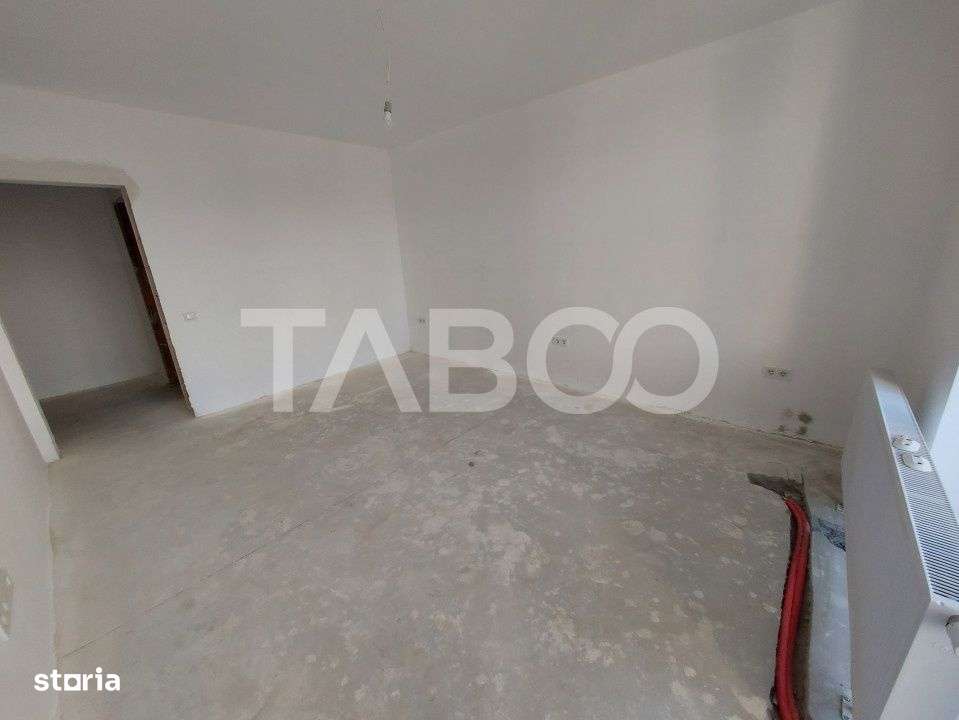 Garsoniera decomandata de vanzare 47 mpu loc de parcare logi Selimbar - Imagine principală: 2/4