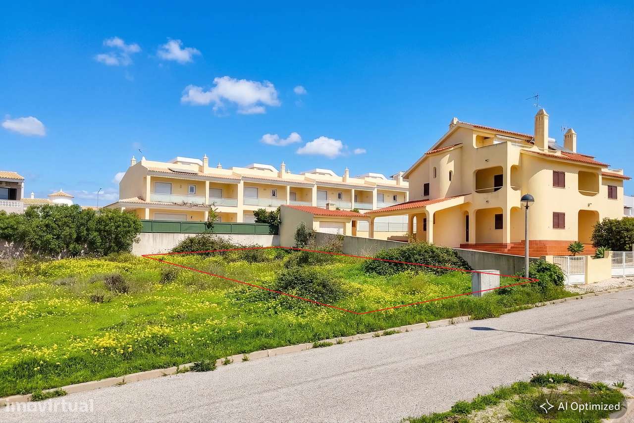 Lote de terreno com projeto aprovado na Galé - Grande imagem: 2/12