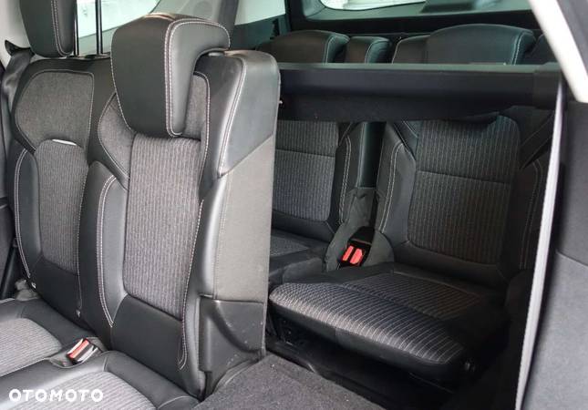 Renault Grand Scenic - 18