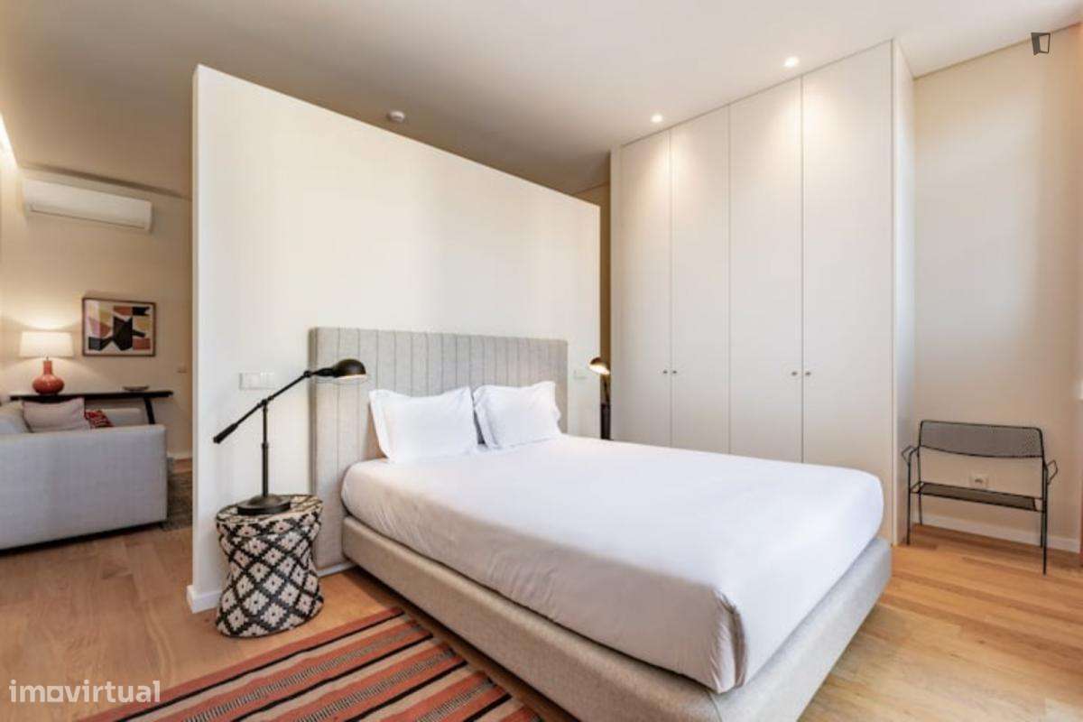 Apartamento com 1 quartos - localizado em Santo Ildefonso Porto - Grande imagem: 5/10