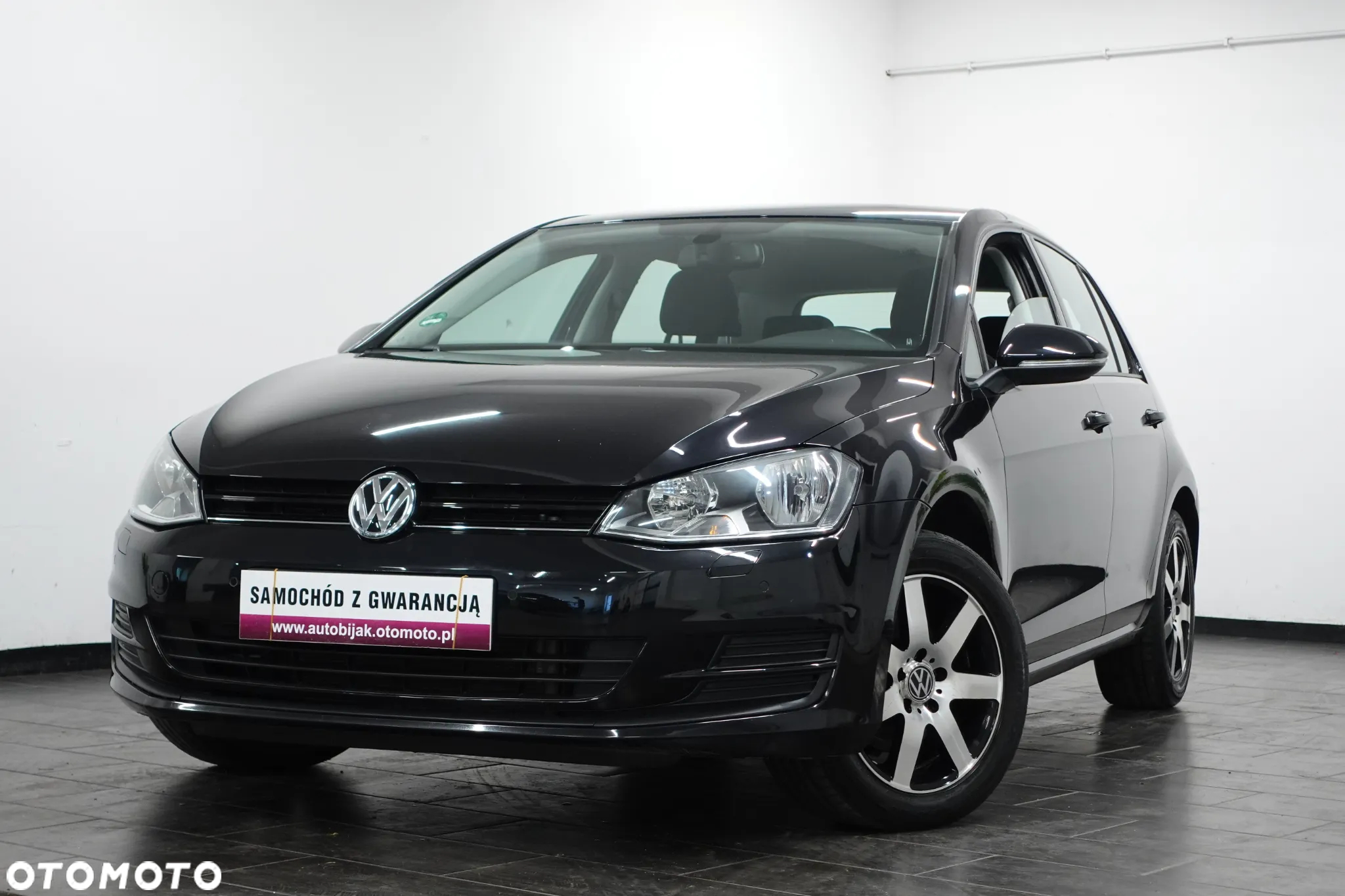 Volkswagen Golf 1.6 TDI 4Motion BlueMotion Technology Comfortline - 16