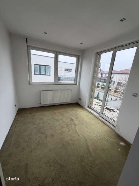 Tunari 1 Decembrie Nr.136-14