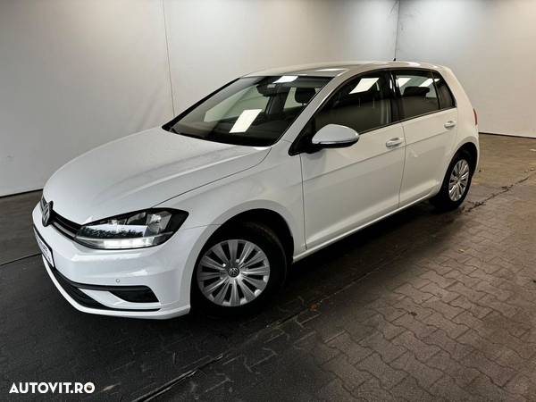 Volkswagen Golf 1.6 TDI Trendline - 24