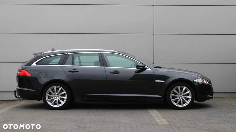 Jaguar XF 2.2 D Luxury - 3