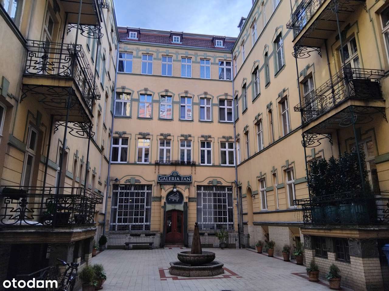 Przestronne mieszkanie w kamienicy z fontanną przy parku Andersa - Pełny obrazek: 5/6