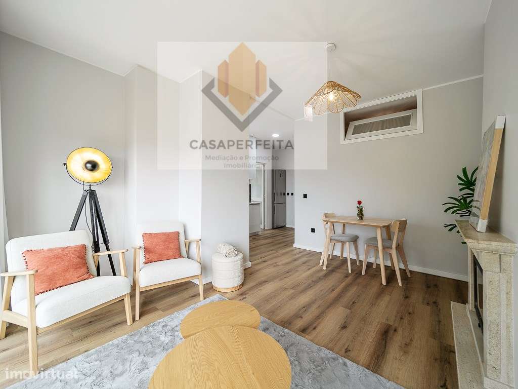 Apartamento T1+1 Totalmente Renovado com Varandas, Lugar de Garagem... - Grande imagem: 5/32