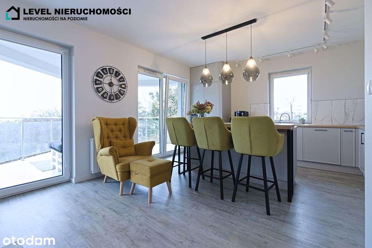 Mieszkanie czteropokojowe z tarasem-4