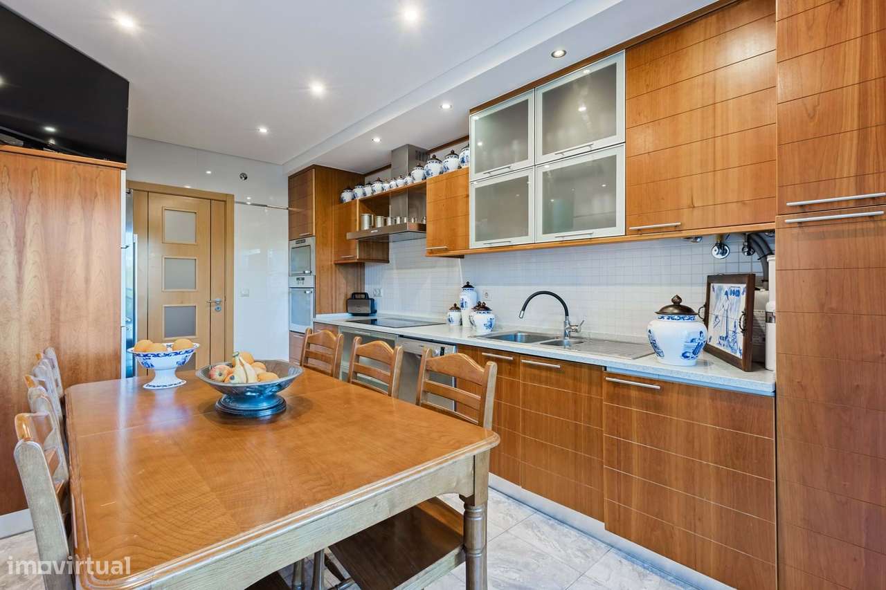 T3 exclusivo na Urbanização da Malvarosa-7