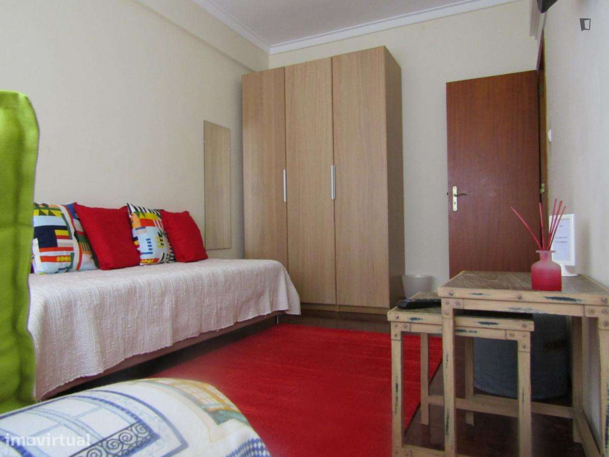 Apartamento com 4 quartos - localizado em Benfica Lisbon - Grande imagem: 5/9