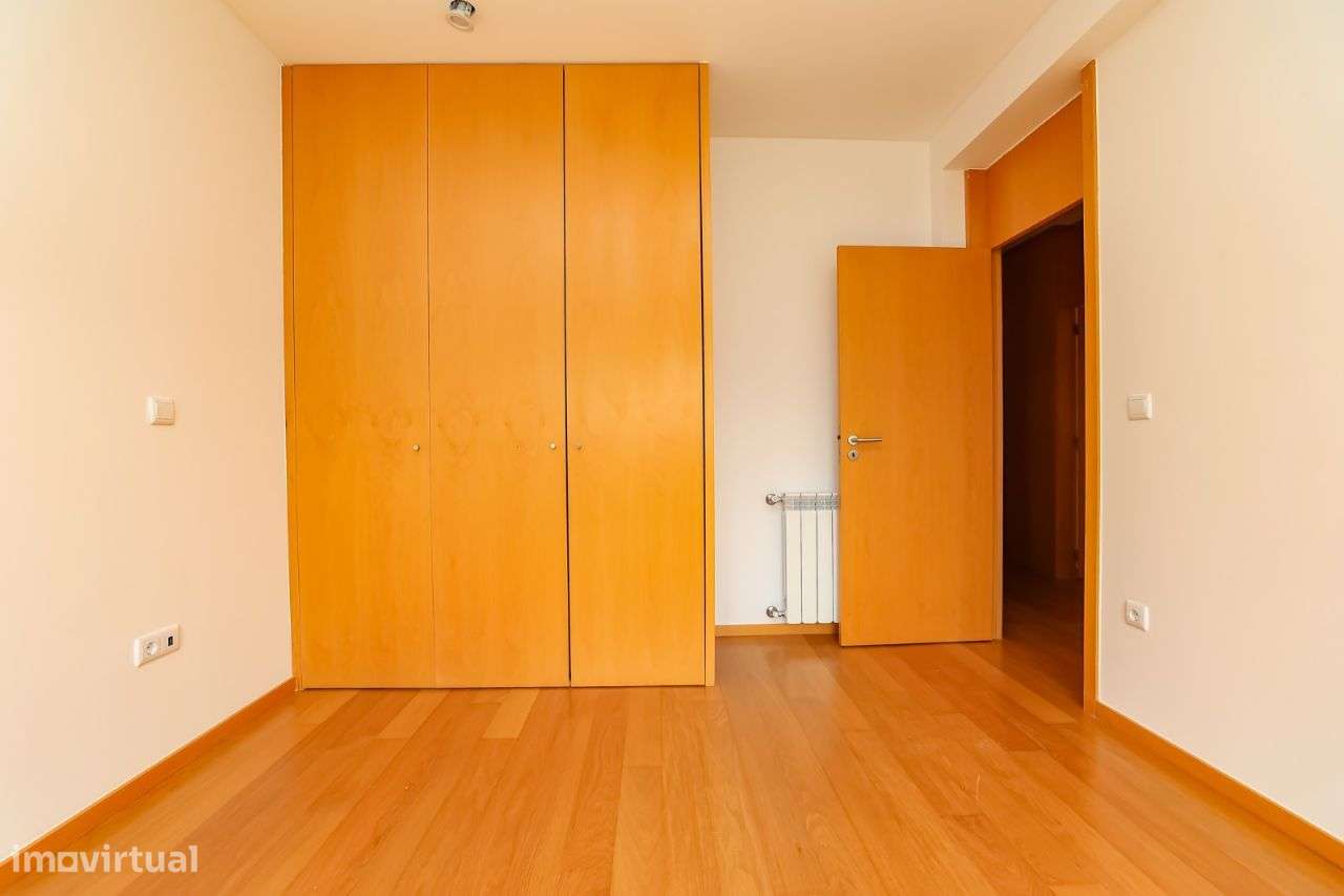 Apartamento T3 C/ Lugar Garagem-14
