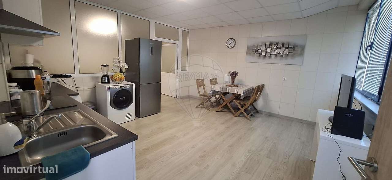 Outros - Comercial T3 para venda-42