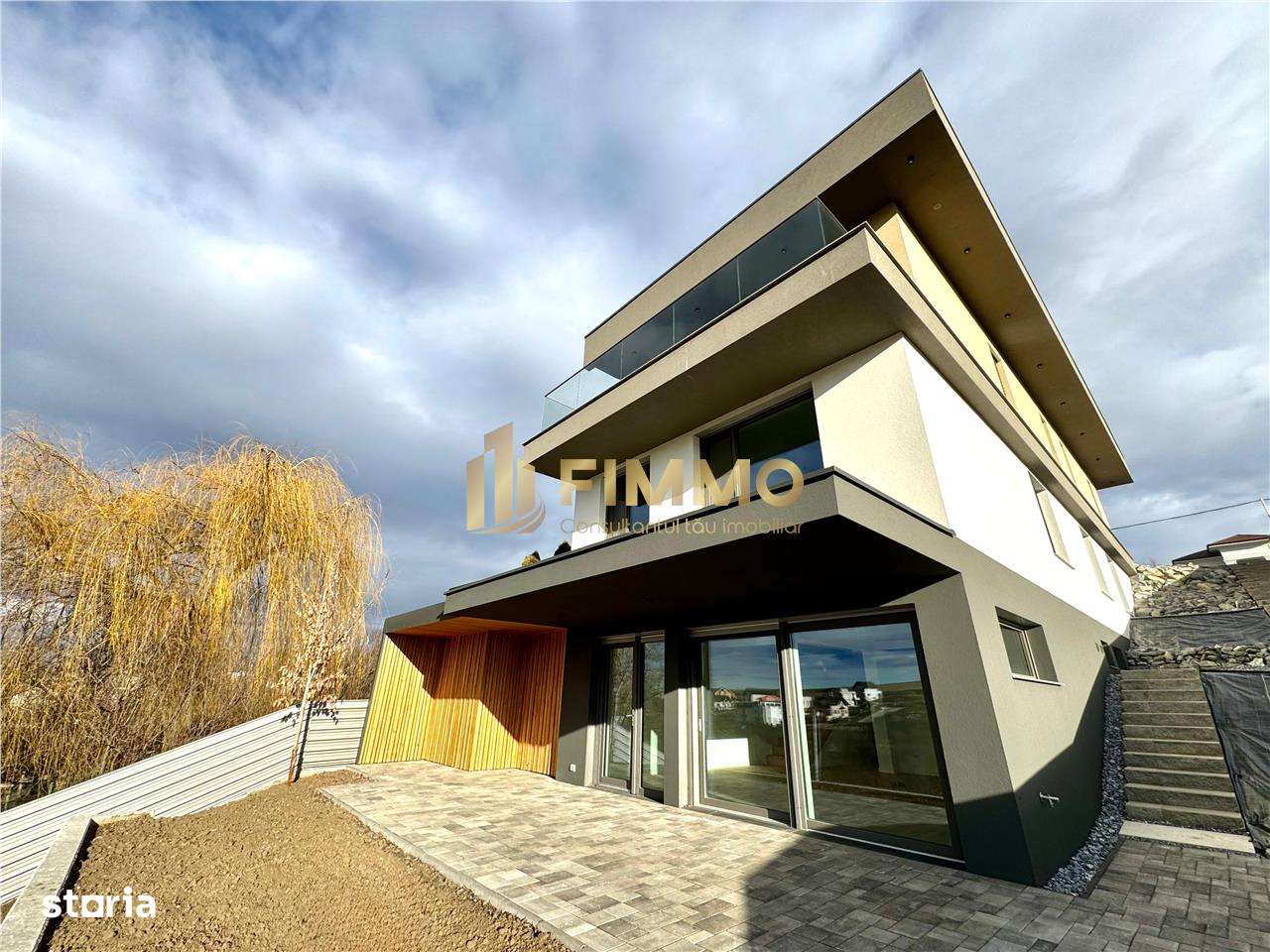 Vila 8 camere | 336 mp | 2 min centru Suceava | ID:1233 - Imagine principală: 2/20