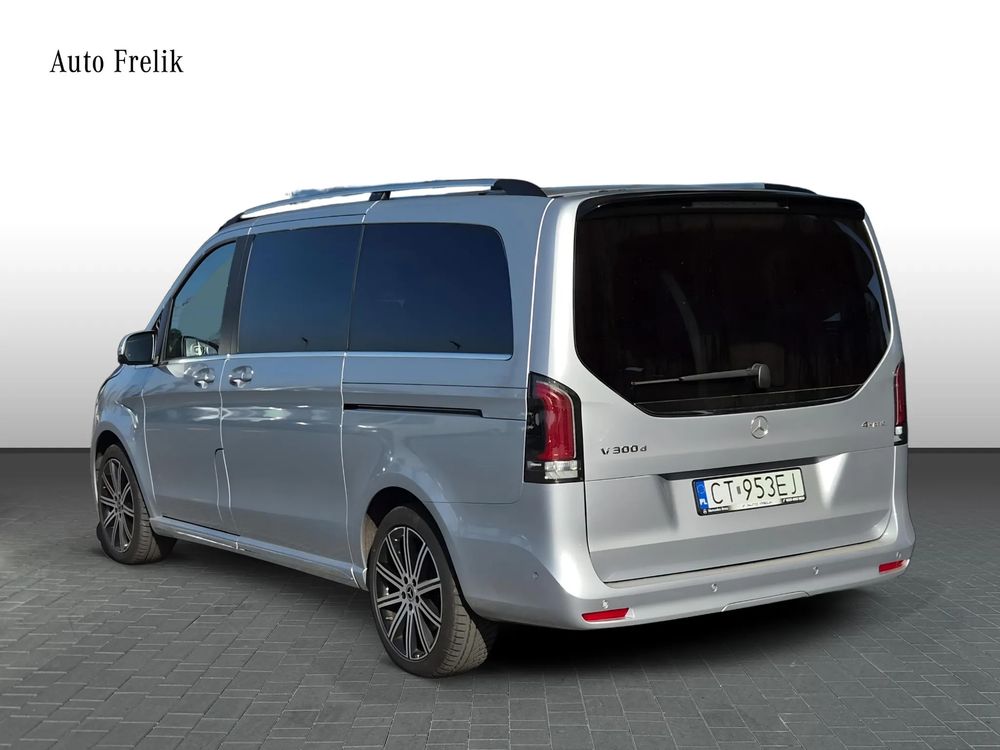 Exclusive 4Matic 9G-Tronic Panorama Thermotronic AirMatic Multibeam