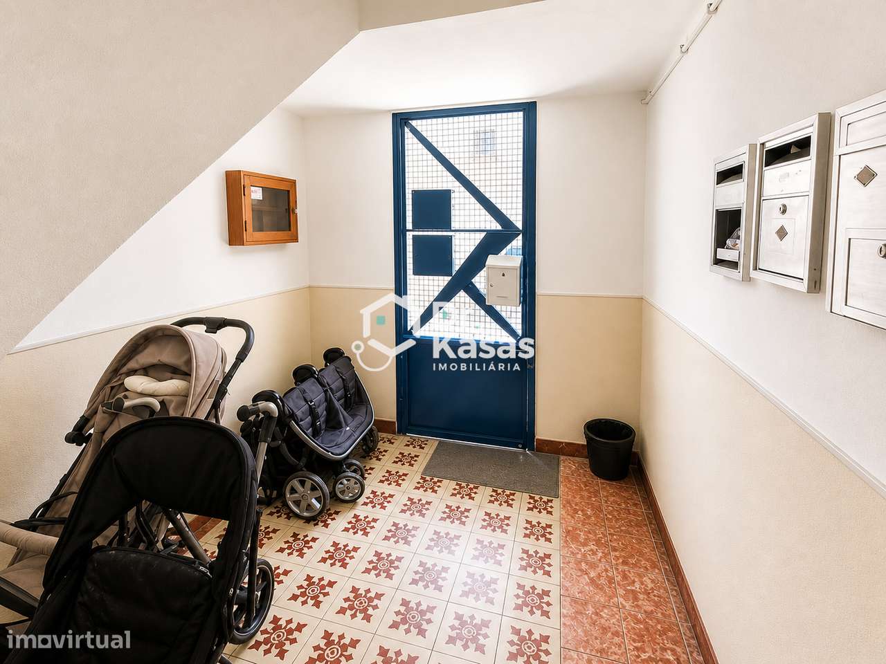 Apartamento T1 com varanda na Baixa da Banheira-16