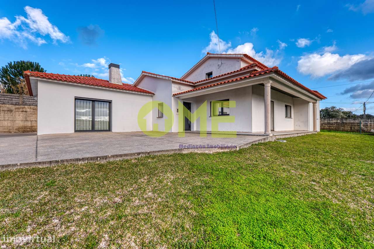 Moradia T3 à Venda em Localização Privilegiada-47