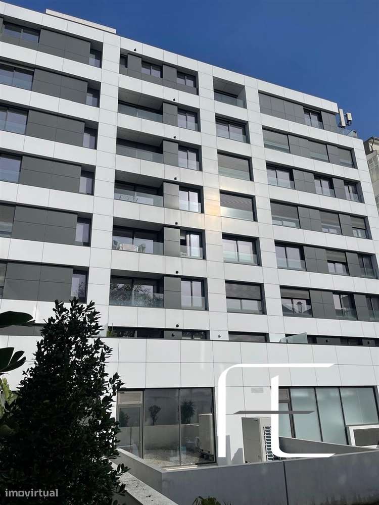 Apartamento T4 Venda em Cedofeita, Santo Ildefonso, Sé, Miragaia, São - Grande imagem: 2/20