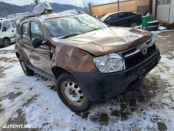 Piese/Dezmembrez Dacia Duster4x2 benzină 1.6i-16v 77kw 105 cp - 2