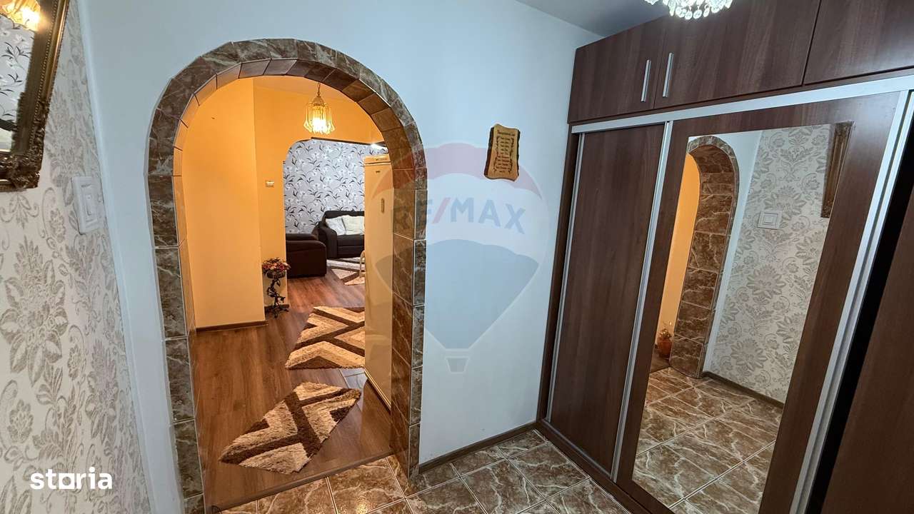 Apartament 3 camere + loc de parcare - Imagine principală: 2/8