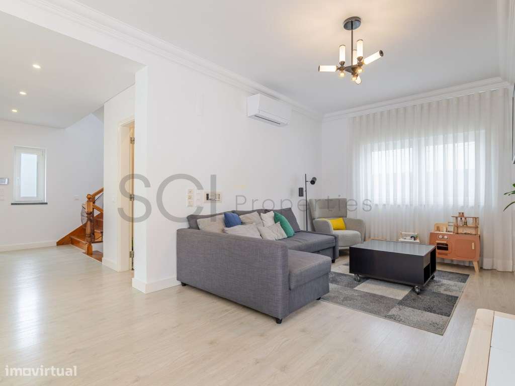 Moradia Isolada renovada T3+2 Quintinhas Cave sótão e pronta a habitar-47