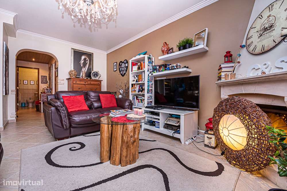 T2 na Quinta do Conde com ac e roupeiros embutidos - Grande imagem: 5/14