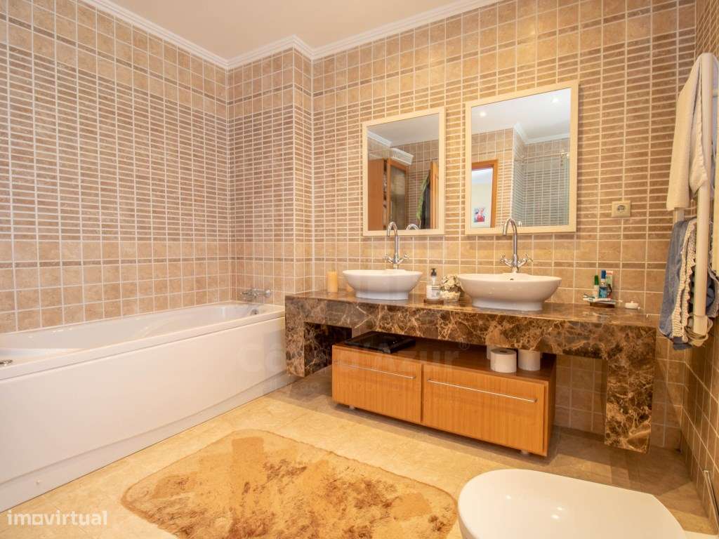 Moradia T3 Remodelada - Venda Nova, Sesimbra-20