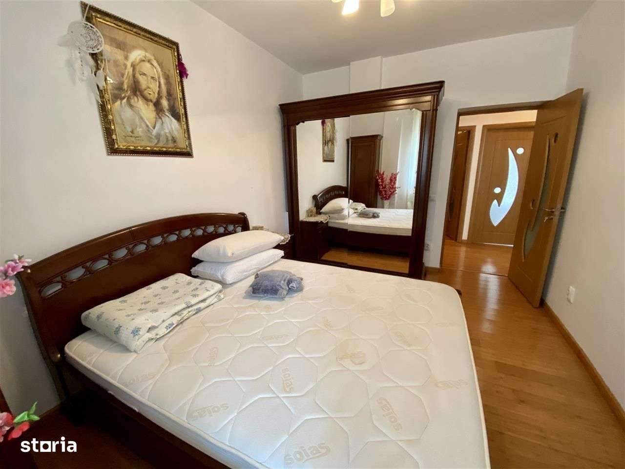 Ap 5 camere, in vila, curte proprie - zona Calea Dumbravi - Imagine principală: 4/12