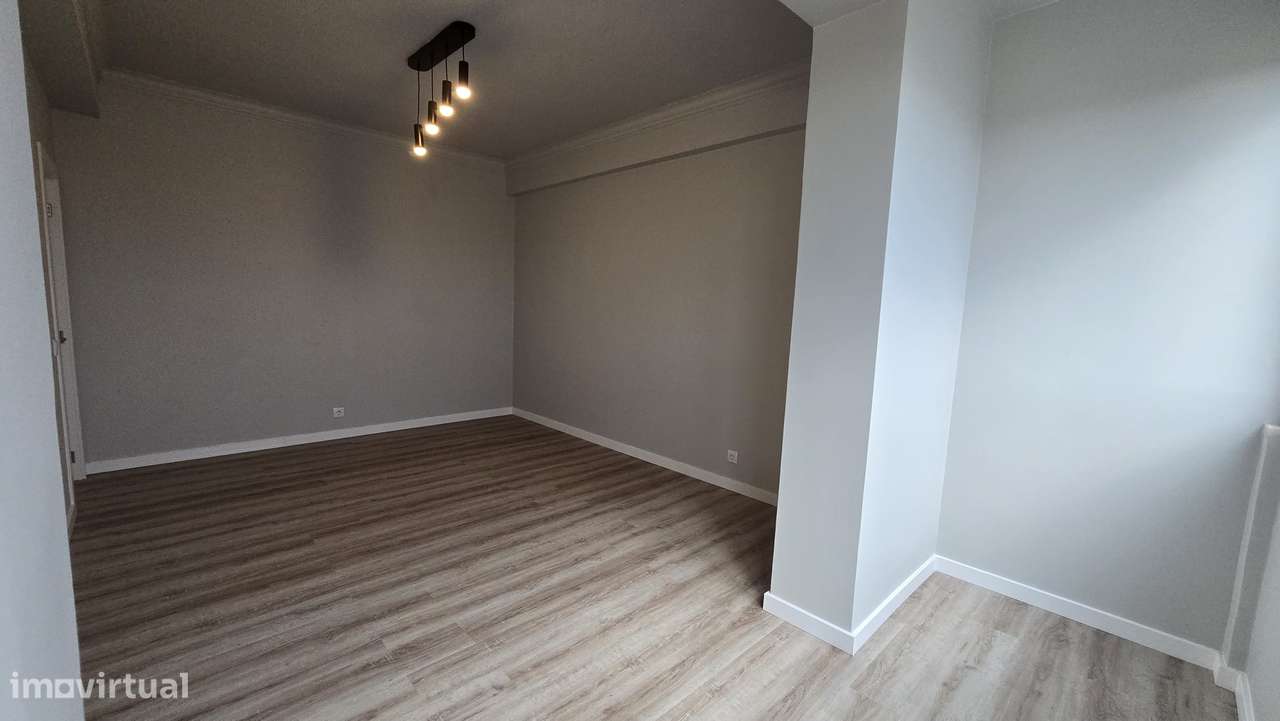 T2 Remodelado no Coração de Setúbal – Onde a Vida Tem Mais Cor-19