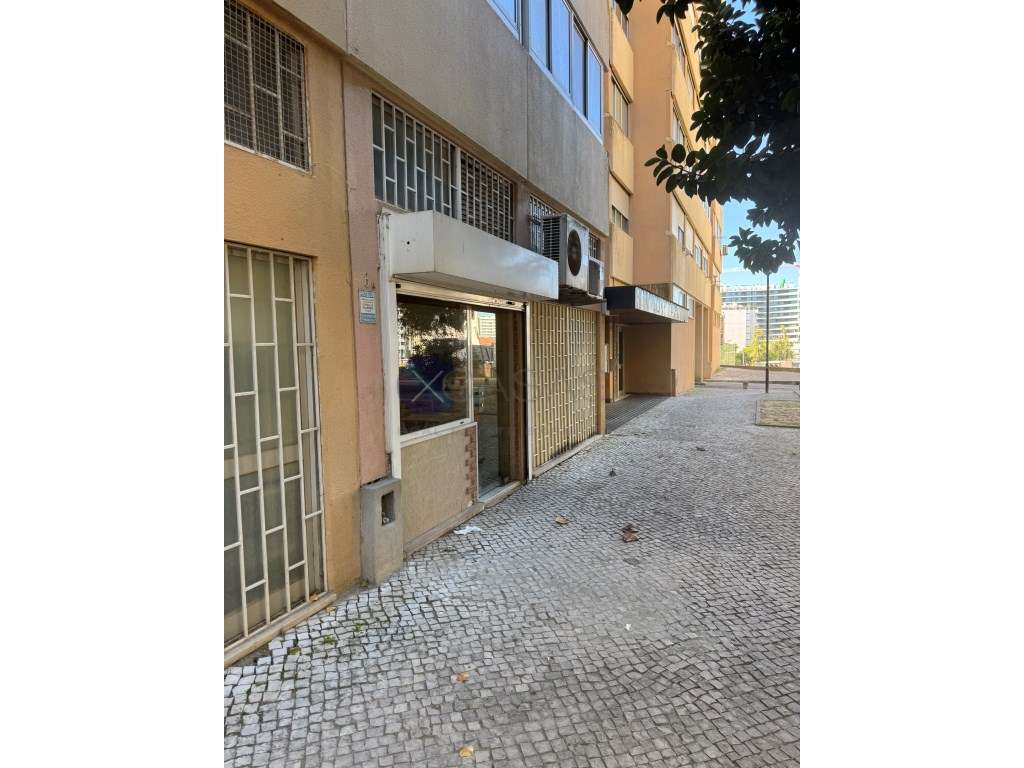 Espaço comercial para venda , Atualmente funciona como Restaurante - Grande imagem: 3/5
