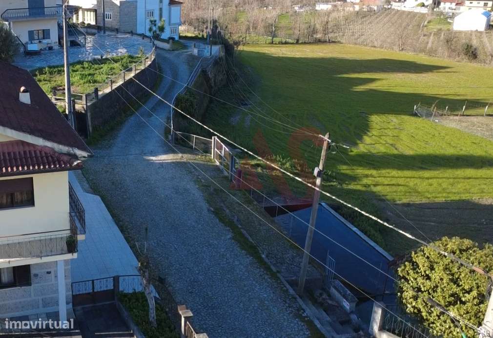 Terreno para Construção e Área Agrícola em Estorãos, Fafe - Grande imagem: 4/5