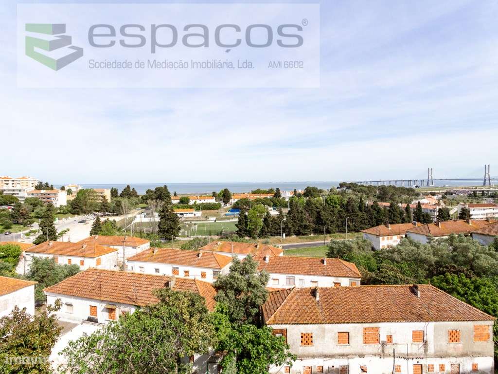 T2 na Quinta da Parreirinha, Vista rio, Parqueamento e arrecadação-7