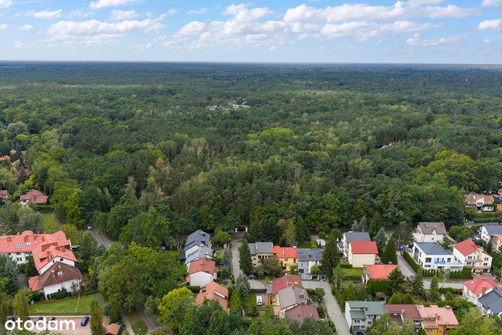 Rodzinny dom, świetna lokalizacji w Konstancinie-11