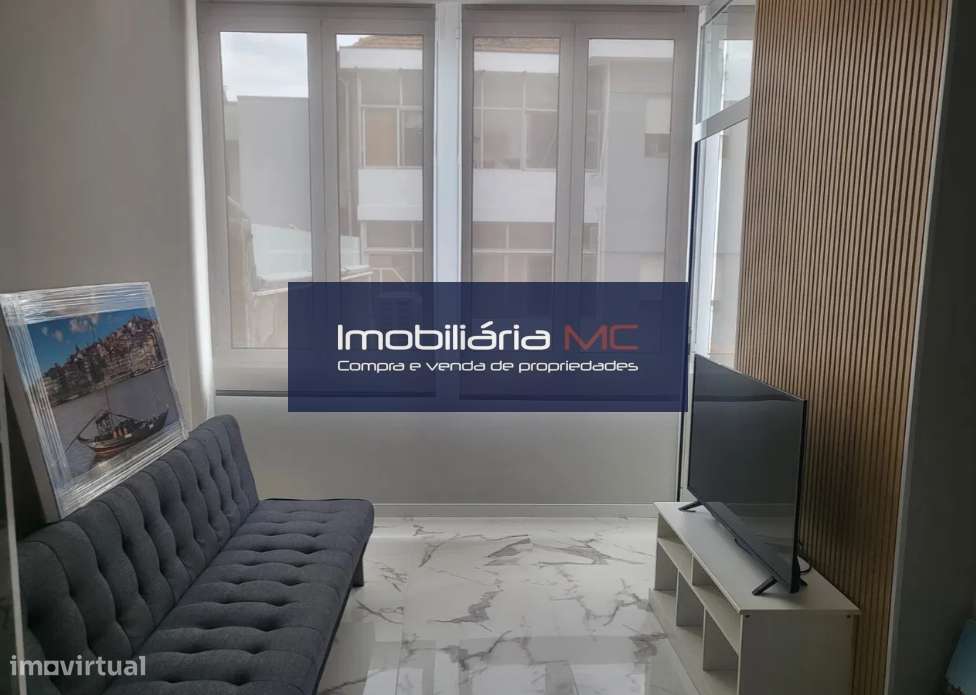 Apartamento T2 Remodelado junto a Loja do Cidadão do Porto-6
