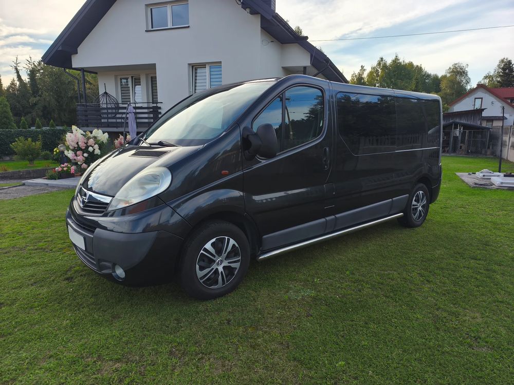 Opel Vivaro 2011