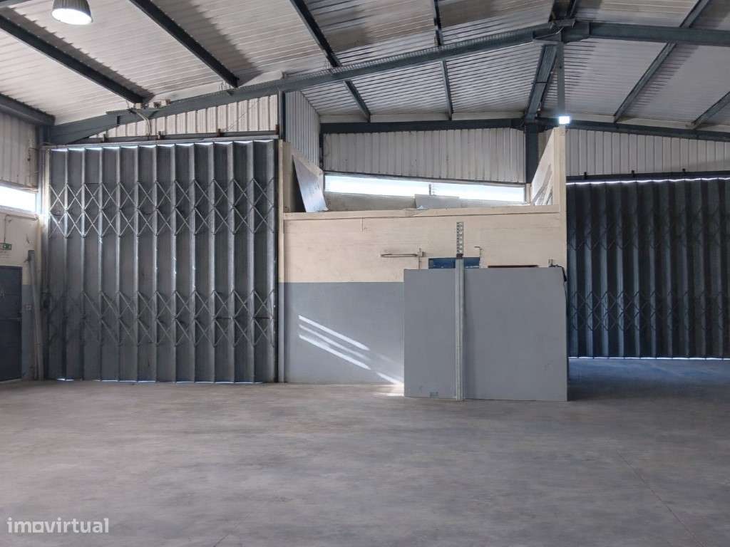 Armazéns na Cidade da Maia - Grande imagem: 2/8