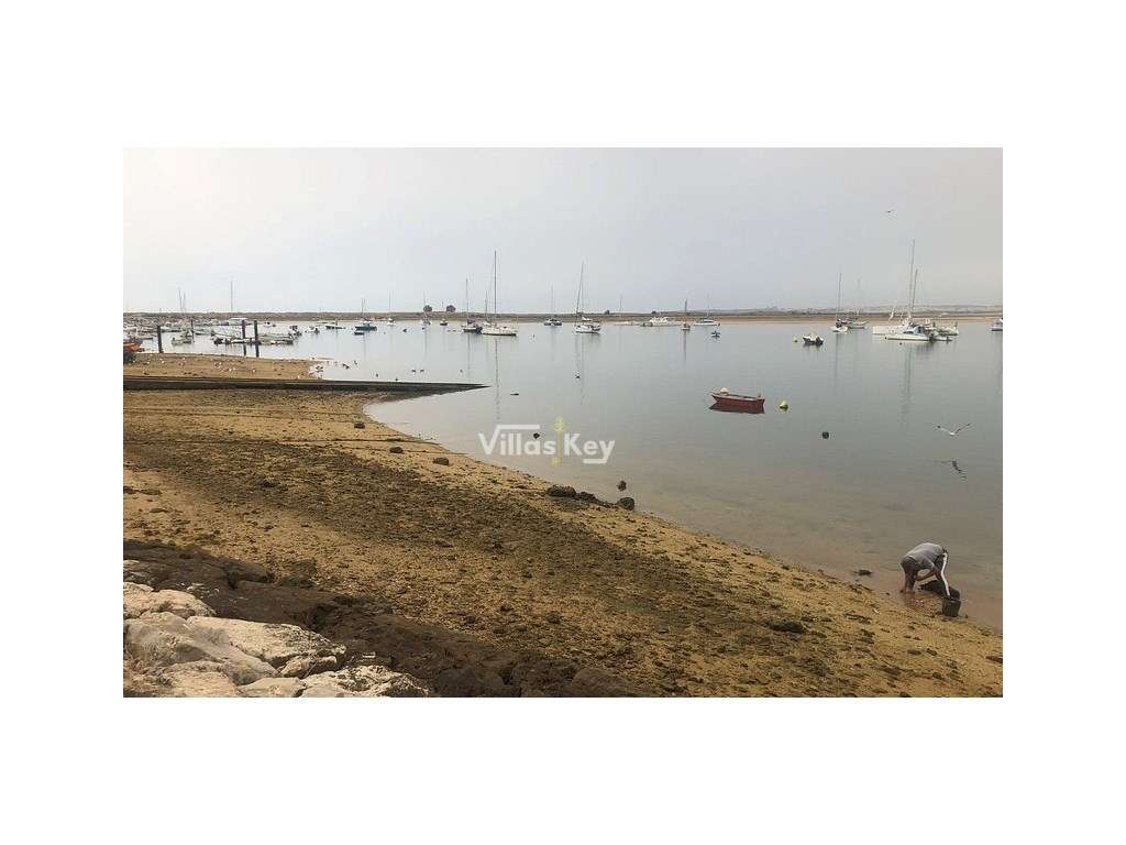 Apartamento d T3 no Centro da Vila em Mexilhoeira Grande/ Portimão/...-7