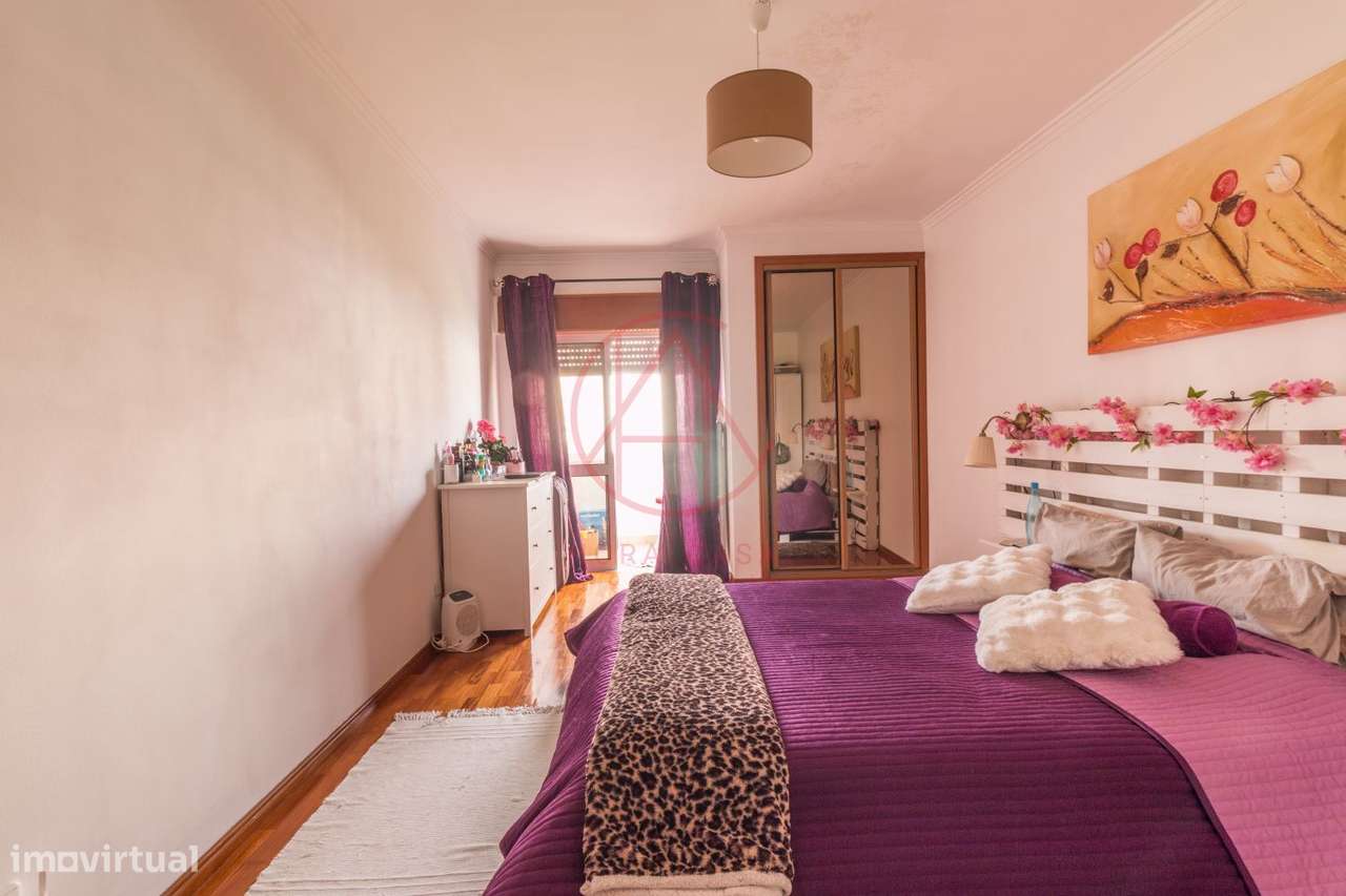 T2 Povoa de Santa Iria com varanda-30