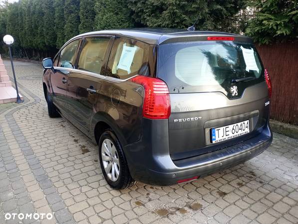 Peugeot 5008 1.6 HDi Premium - 4