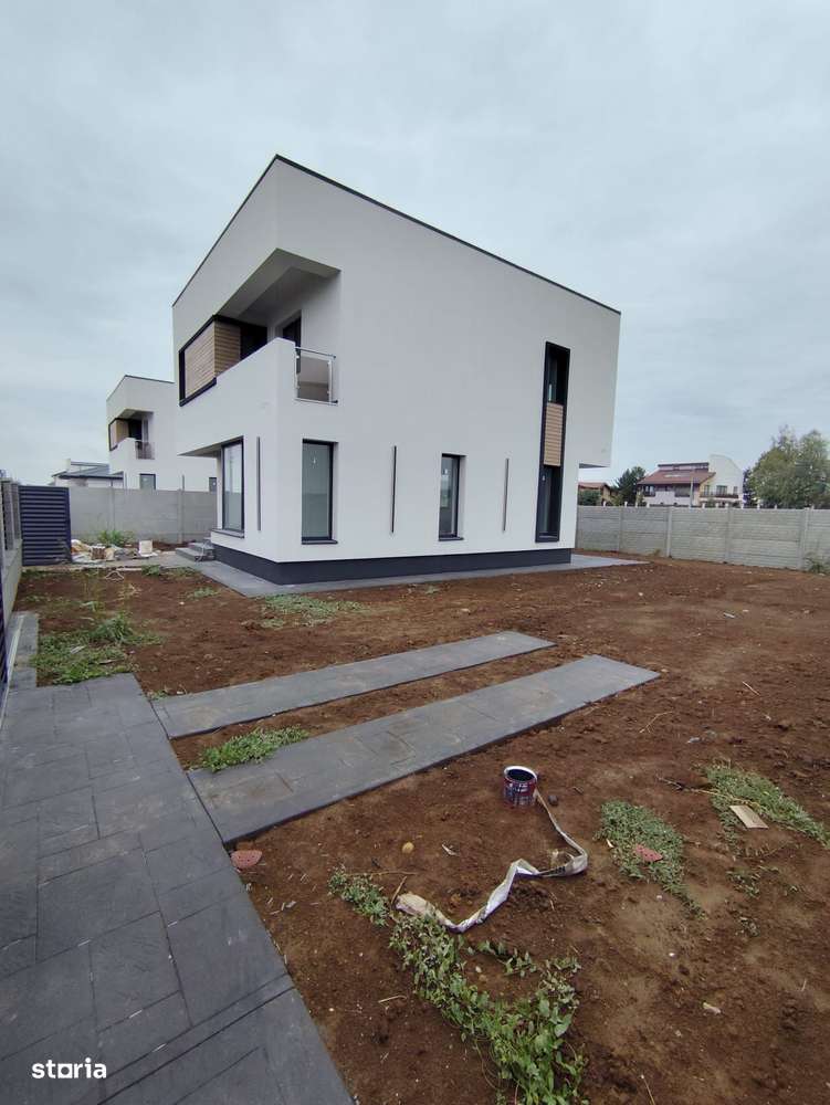 Vila Eleganta 4 Camere, Finisata la Cheie, Teren 362 mp - Imagine principală: 5/10