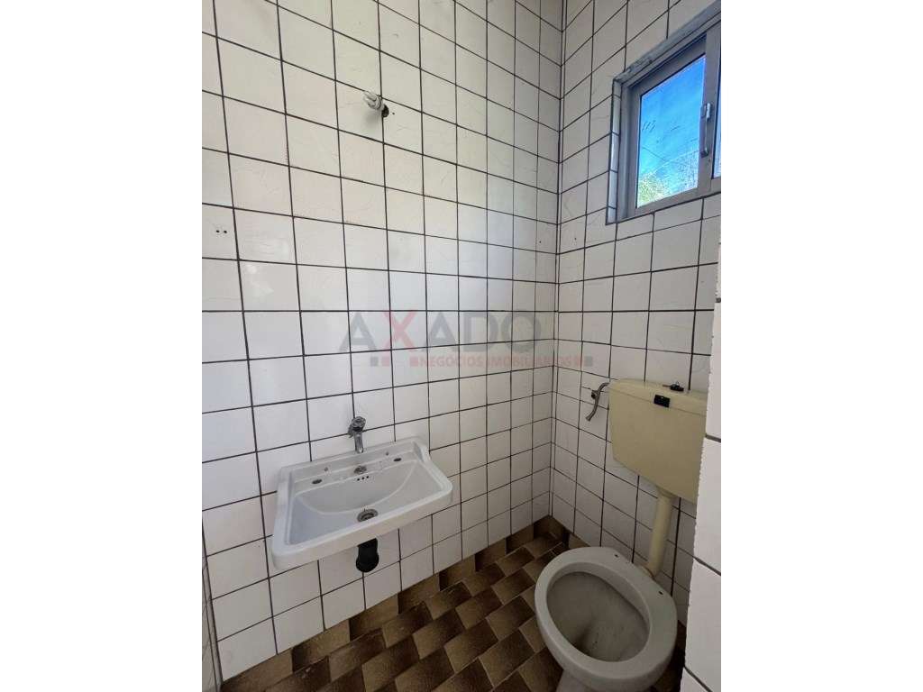 Moradia com Negócio Incluído na Serra da Estrela - Oportunidade Úni...-28