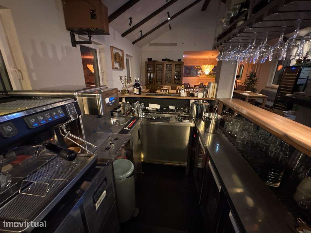 Restaurante e Cocktail Bar pronto a funcionar, totalmente mobilado ...-21