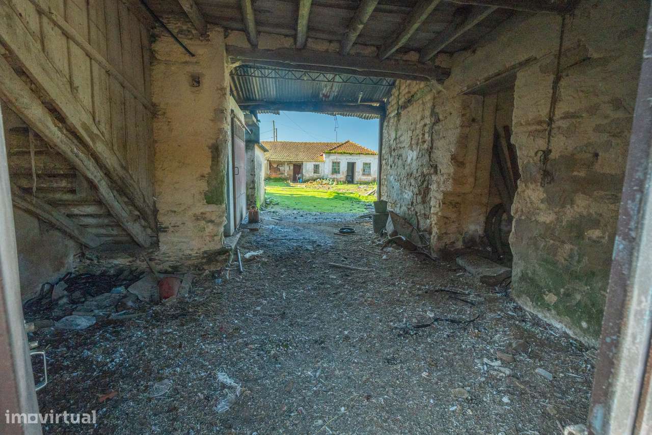 Moradia T2-Para Reconstrução-20