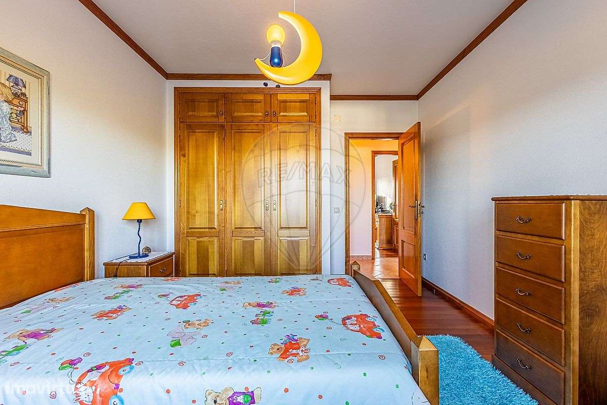 Moradia T4 para venda-24