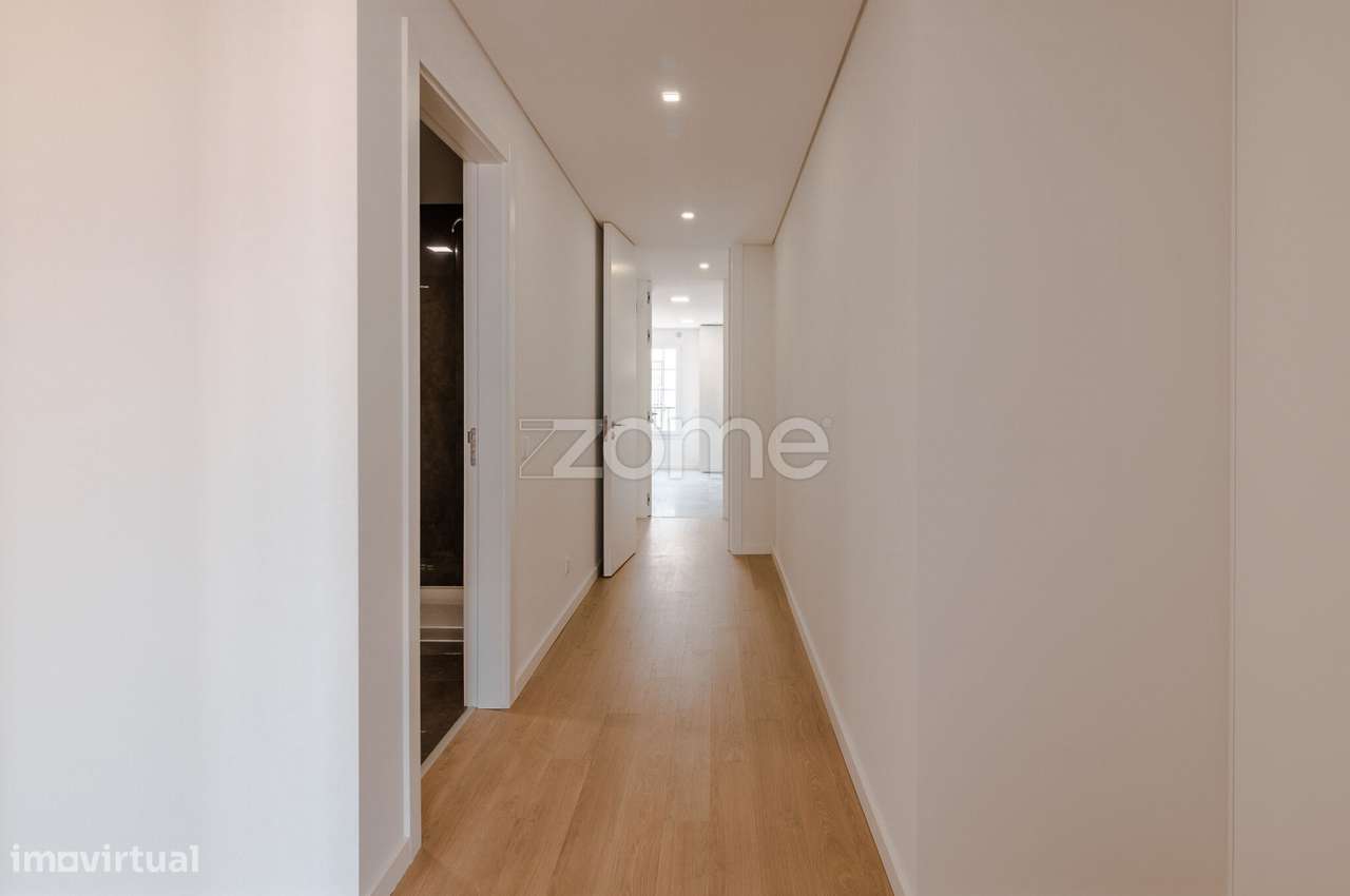 Apartamento T2 Urbanização Neudel-9