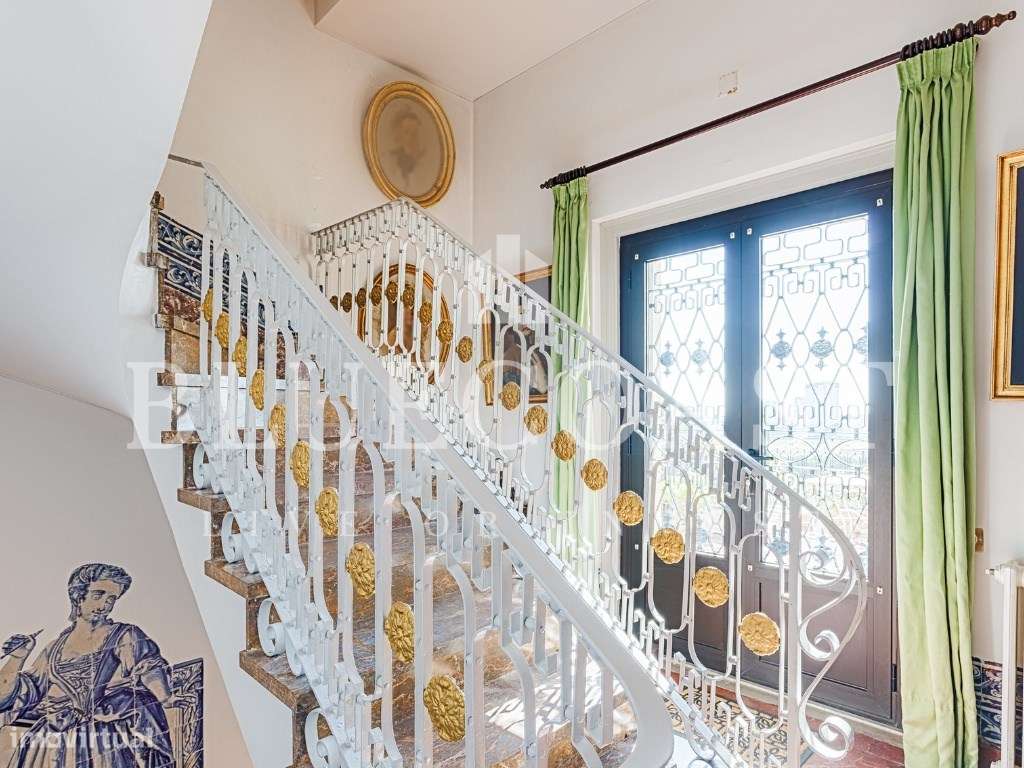 Fantástico Palacete com vista única na Costa da Caparica-33