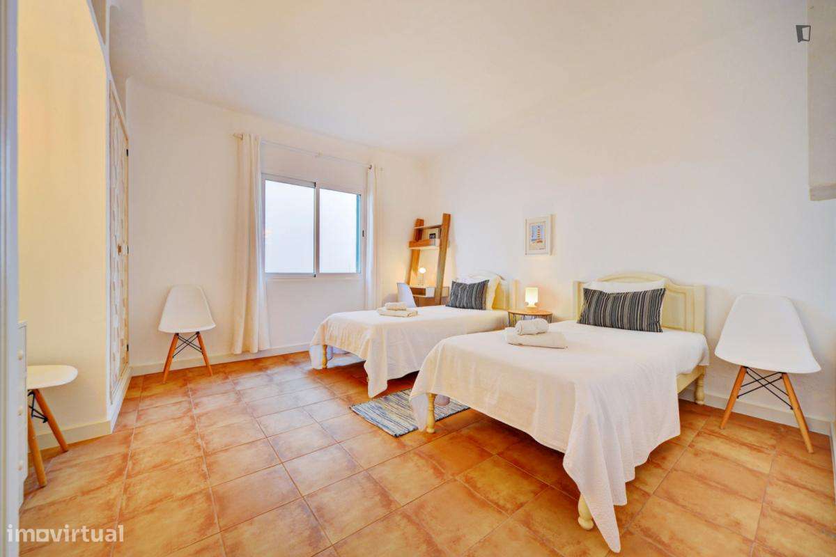 Apartamento com 1 quartos - localizado em Portimao - Grande imagem: 4/7