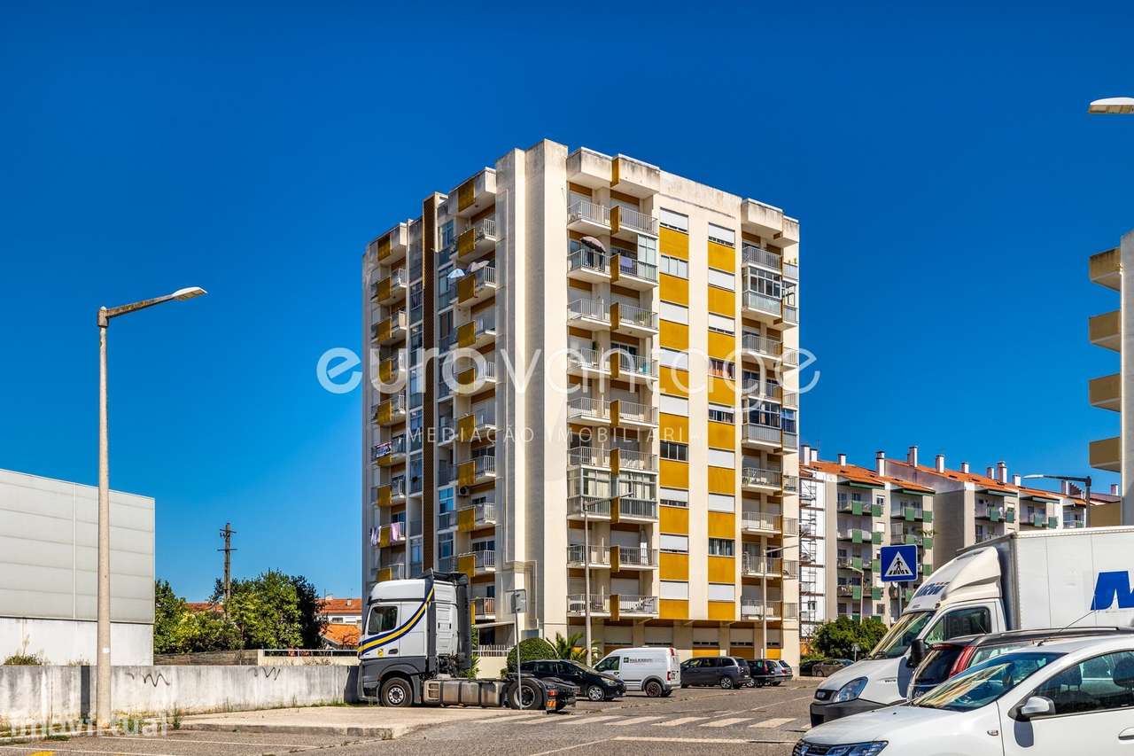 Apartamento T3 Gândara-0